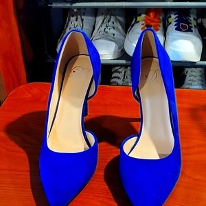 Beautiful blue suede pumps